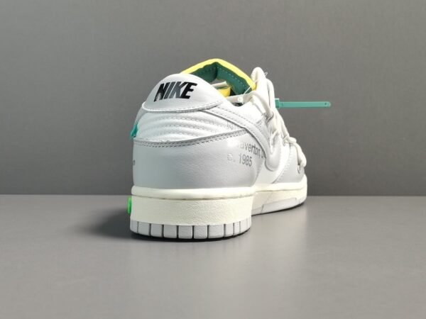 nike-dunk-x-off-white-lot-42-863756 NIKE DUNK x OFF-WHITE LOT 42