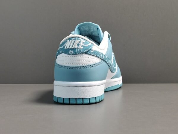 NIKE DUNK x PAISLEY PACK WORN BLUE