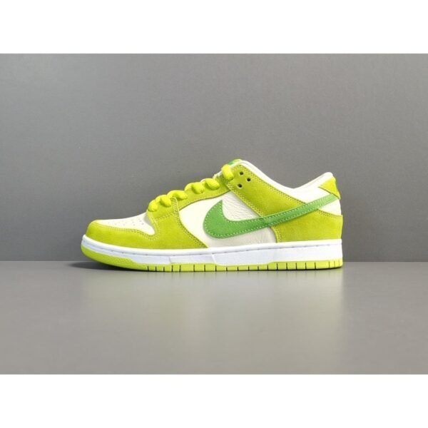 NIKE SB DUNK x GREEN APPLE