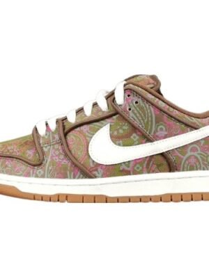 NIKE SB DUNK x PAISLEY BROWN
