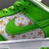 NIKE SB DUNK x SUPREME STARS MEAN GREEN
