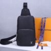 LV Avenue Sling Bag Taiga Black For Men, Bags, Messenger And Crossbody Bags 12.2in/31cm LV M30443